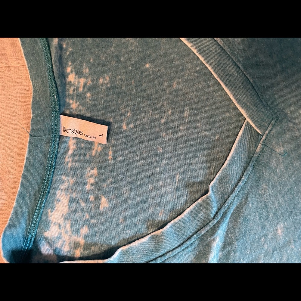 Beach tee